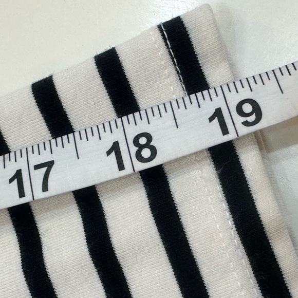 Old Navy Black and White Striped Top - Picture 8 of 9